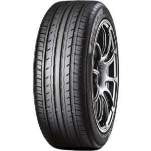 YOKOHAMA 175/70R13 82T BluEarth-Es ES32 (2025)